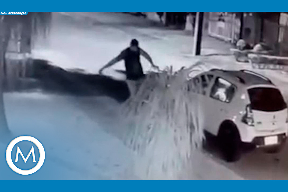 personal agride morador de rua