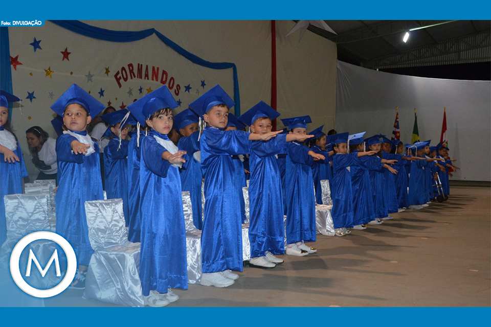FORMATURA ESCOLAS MUNICIPAIS