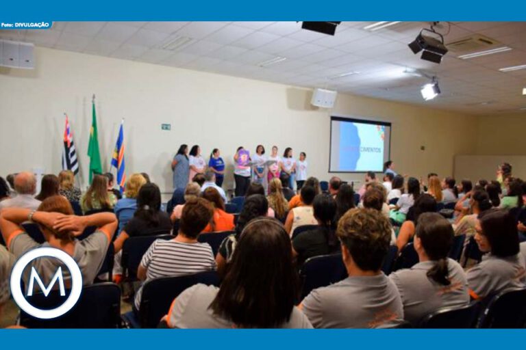 ABRIL AZUL EM POMPEIA