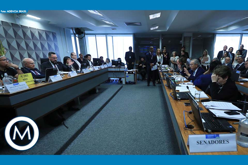 COMISSÃO APROVA MARCO TEMPORAL