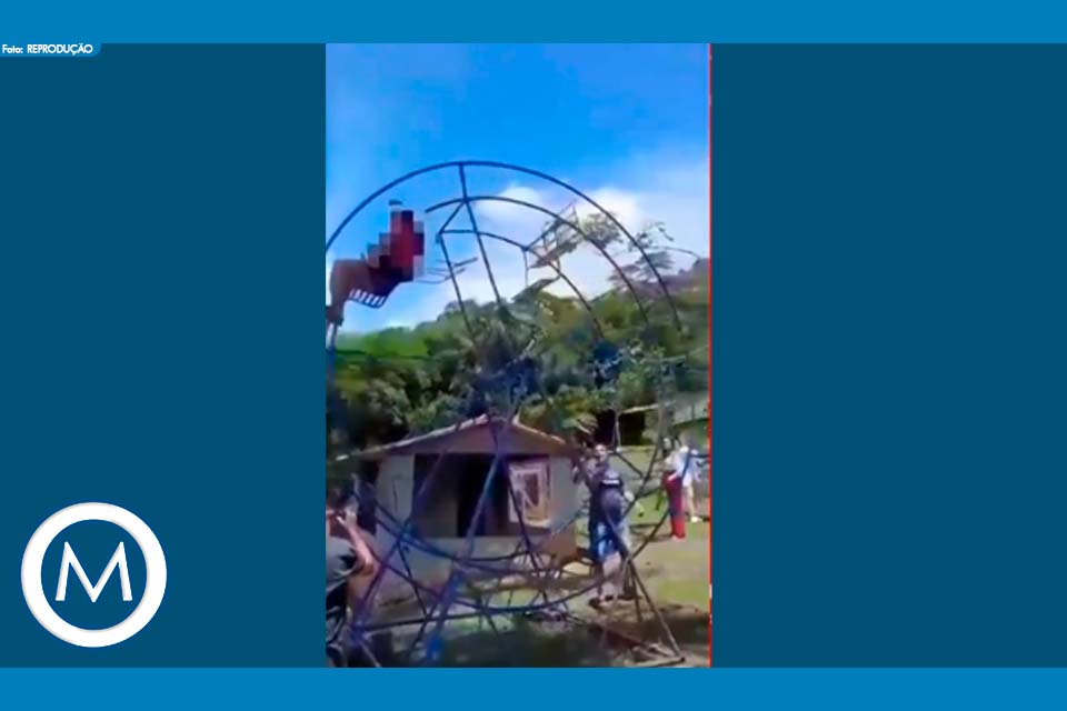 MULHER MORRE EM RODA GIGANTE MANUAL DE RESTAURANTE EM BARBACENA MG