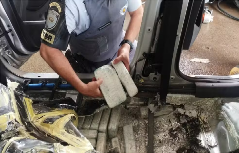 APREENSÃO DE COCAÍNA POLÍCIA RODOVIÁRIA