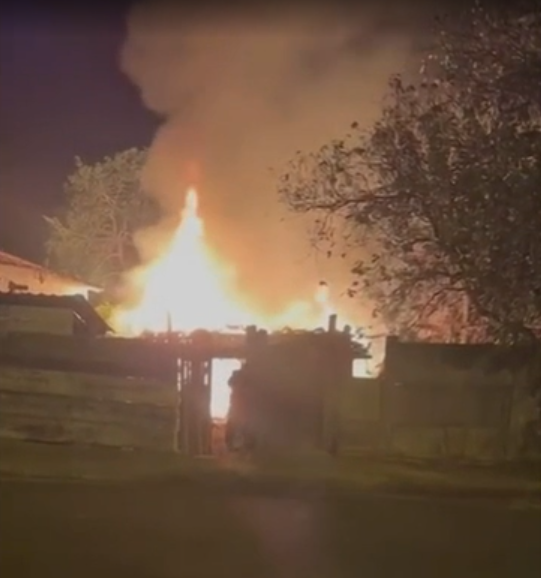 CASA PEGA FOGO EM BOTUCATU