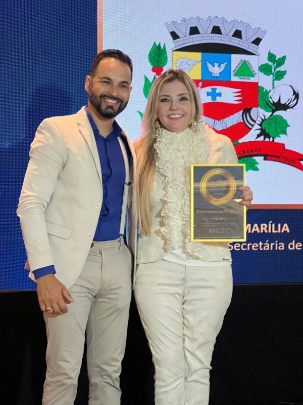 04-07 Prefeitura de Marília é Homenageada com o Selo Responsabilidade Cultural da ANCEC