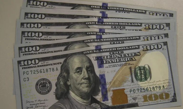 dolar_moeda_0803221209