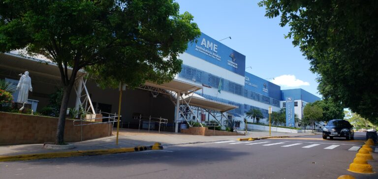 fachada-ame