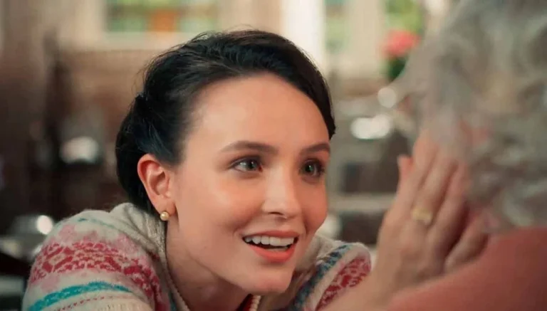 larissa-manoela-rebate-criticas-por-atuacao-em-eta-mundo-melhor-686e6504c81d0